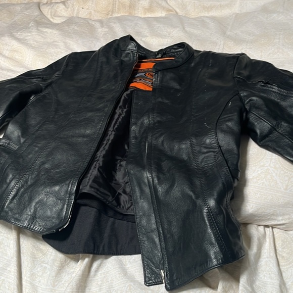 Motorcycle leather pants and jacket - Picture 2 of 6